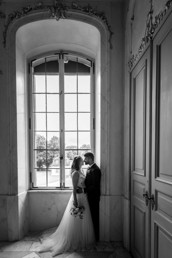 florian holl - hochzeitsfotograf Hochzeitsfotograf fotograf heiraten brautpaar kassel baunatal schloss Wilhemsthal calden 0059