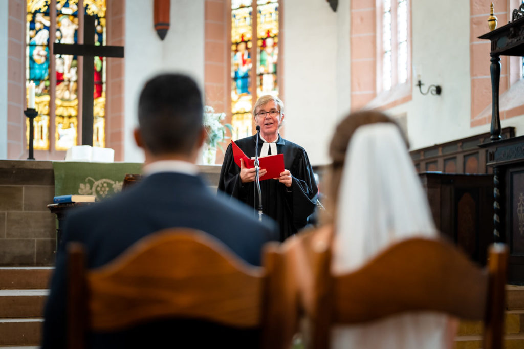 florian holl - hochzeitsfotograf Hochzeitsfotograf fotograf heiraten brautpaar kassel baunatal schloss Wilhemsthal calden 0075