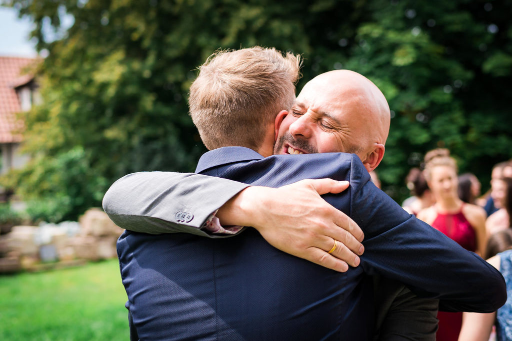 florian holl - hochzeitsfotograf florian holl hochzeitsfotograf fotograf hochzeit hochzeitspaar brautpaar heiraten goettingen kassel baunatal loewenhof Lohfelden 47