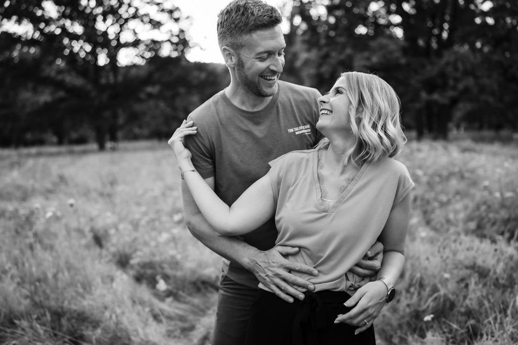 florian holl - hochzeitsfotograf florian holl fotograf engagement verlobung hochzeitspaar brautpaar heiraten goettingen kassel baunatal loewenhof Lohfelden 6